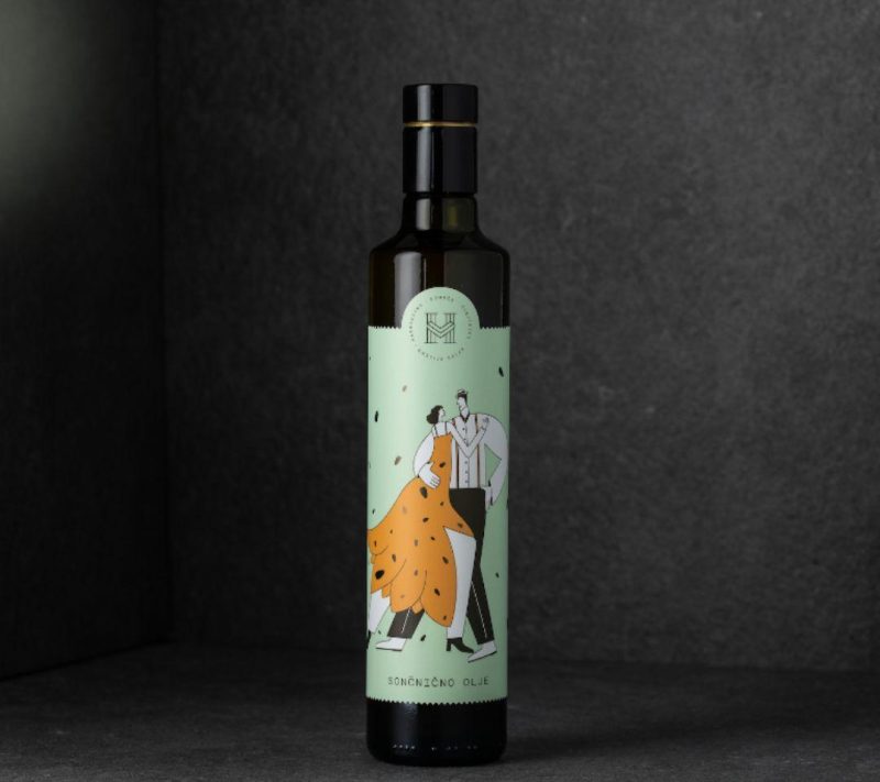 100 % jedilno rafinirano sončnično olje 100 % jedilno rafinirano sončnično olje