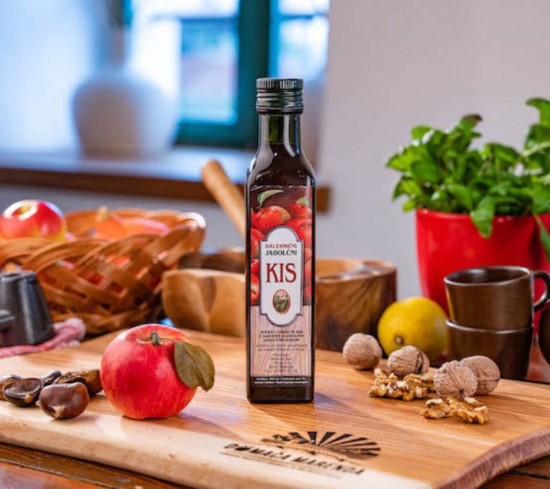 Balzamični jabolčni kis kmetija Šiškovič