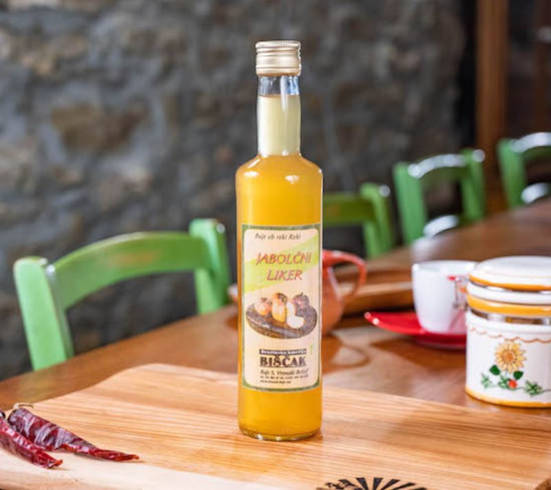 Jabolčni liker kmetija Biščak