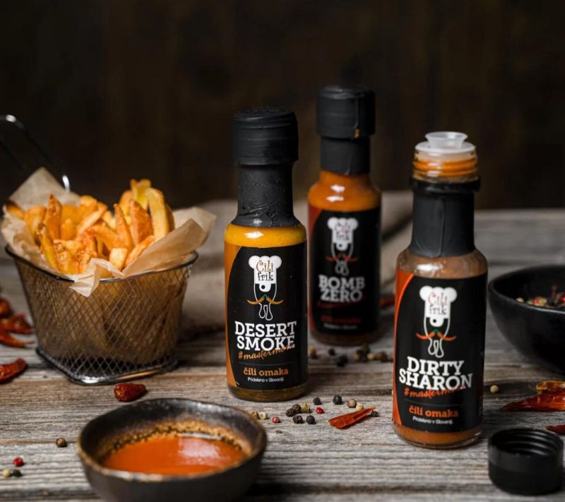 MINI MIX - 3 pekoče omake po lastni izbiri Kmetija Vizjak 1 MINI MIX - 3 pekoče Čili frik omake po lastni izbiri Kmetija Vizjak