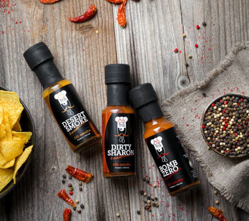 MINI MIX - 3 pekoče omake v darilni embalaži Kmetija Vizjak 4 MINI MIX - 3 pekoče omake v darilni embalaži Kmetija Vizjak