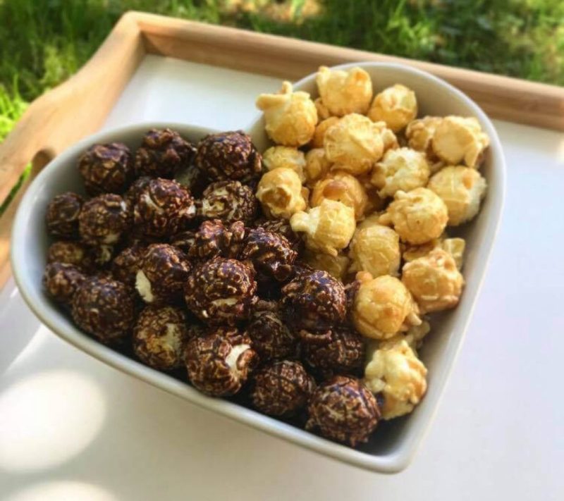 Pokica Dark and White Chocolate, 120g