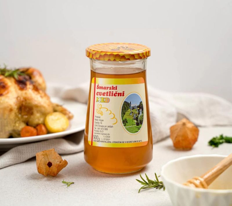 Slovenski cvetlični med Kmetija Vizjak 1 Slovenski cvetlični med Kmetija Vizjak