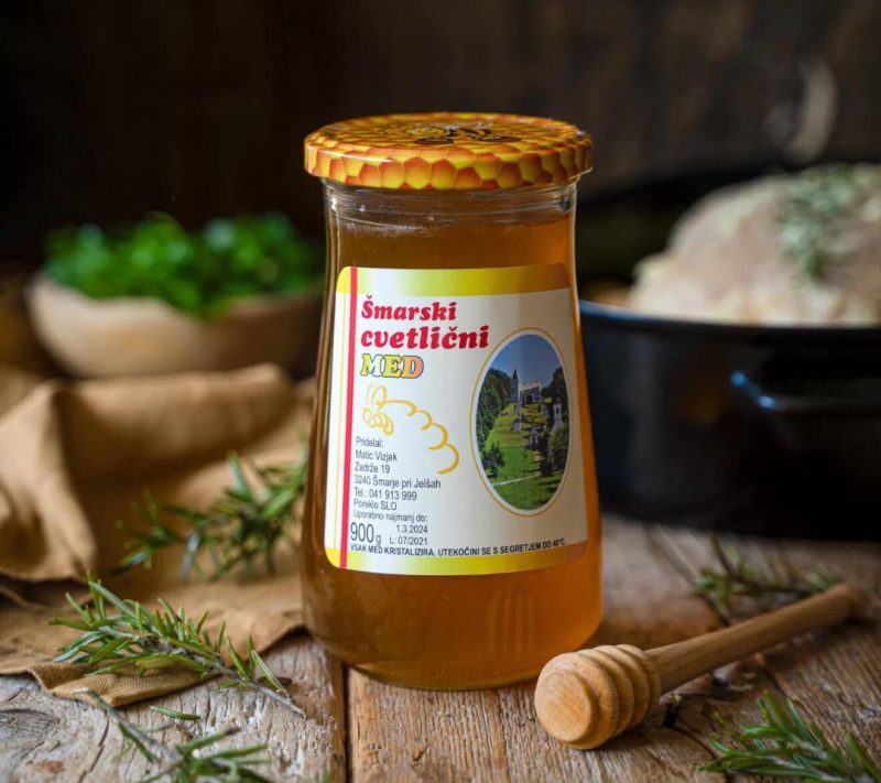 Slovenski cvetlični med Kmetija Vizjak 2 Slovenski cvetlični med Kmetija Vizjak