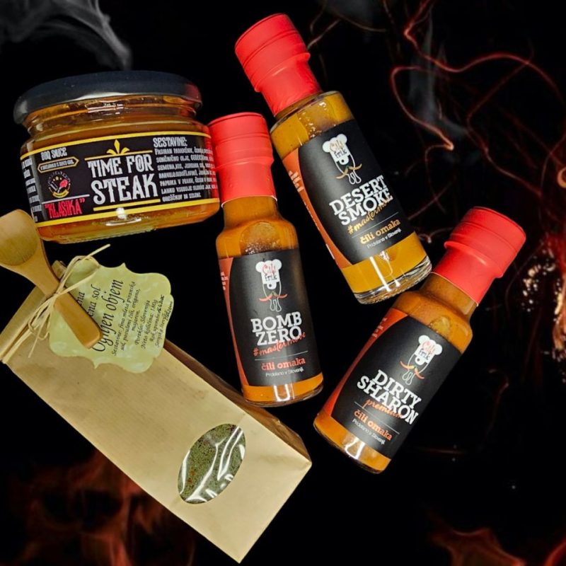 BBQ žar paket omaka, začimbe - zeliščna sol in 3x čili omaka