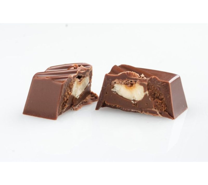 Bonboniera 2×2, pralineji iz mlečne čokolade z lešniki, 55 g Kunej