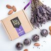 Bonboniera 2×2, pralineji iz temne čokolade s sivko in mandlji, 45 g Kunej