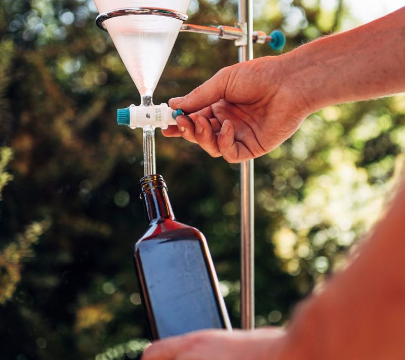 100% naravno eterično olje prave sivke (lavandula angustifolia) Kmetija Omerzu, 10ml