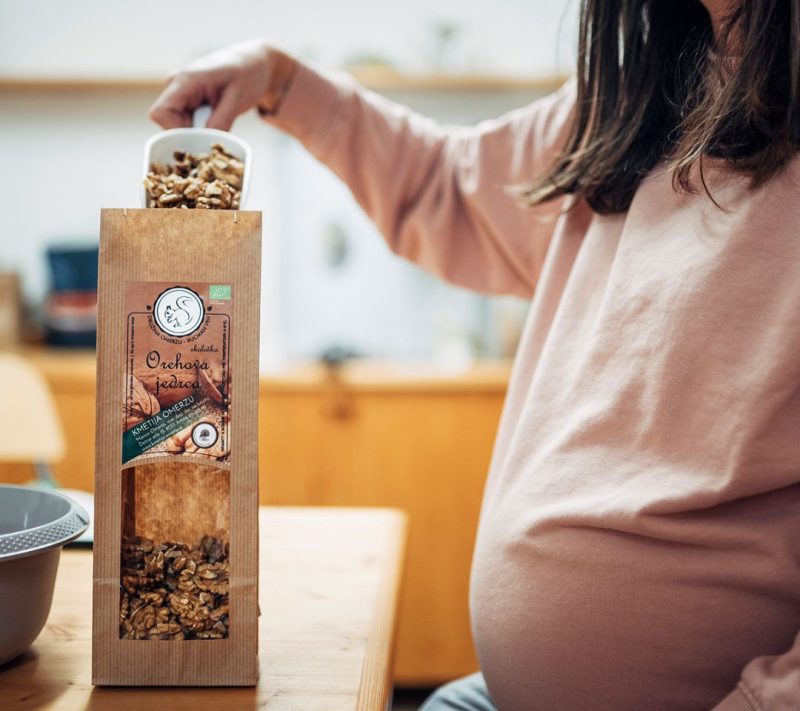 Orehova jedrca kmetija Omerzu