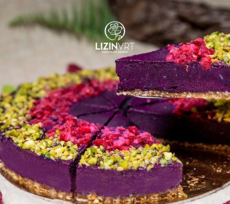 Bio presna torta z EKO certifikatom –- MONO – borovnica (mala-8 kosov-premer-18) Bio presna torta z EKO certifikatom – MONO – borovnica (mala/8 kosov/premer-18)