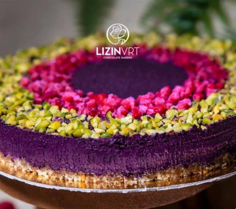 Bio presna torta z EKO certifikatom – MONO – borovnica (velika-16 kosov-premer-26) Bio presna torta z EKO certifikatom – MONO – borovnica (velika/16 kosov/premer-26)