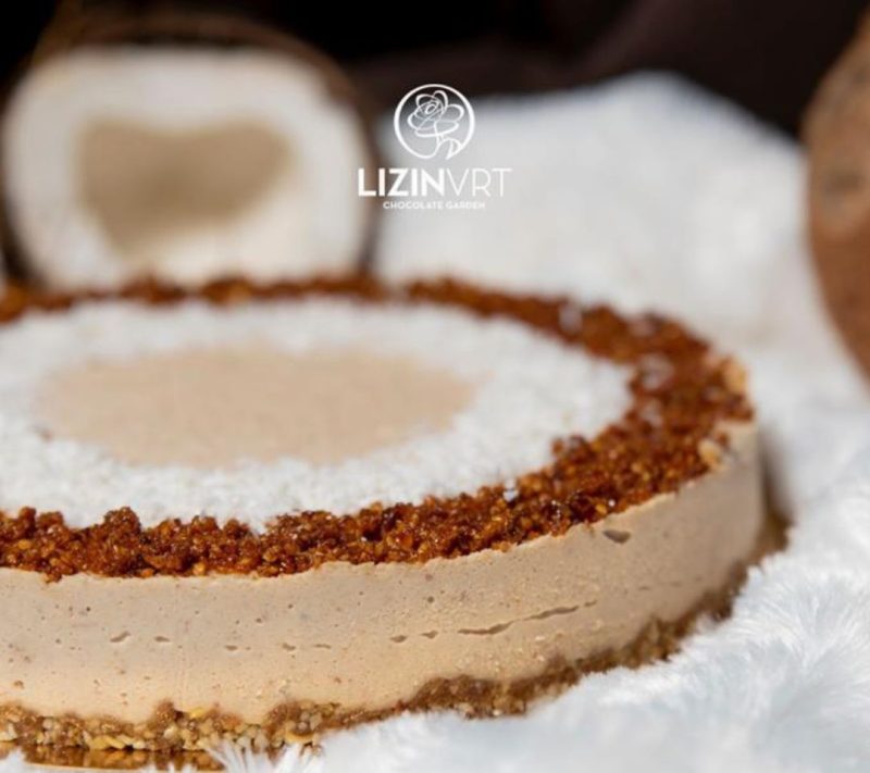 Bio presna torta z EKO certifikatom – MONO – kokos (velika/16 kosov/premer-26)