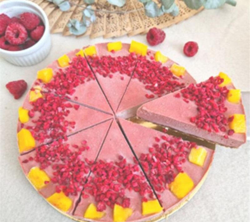 Bio presna torta z EKO certifikatom – MONO – malina-mango (mala-8 kosov) Bio presna torta z EKO certifikatom – MONO – malina/mango (mala/8 kosov)