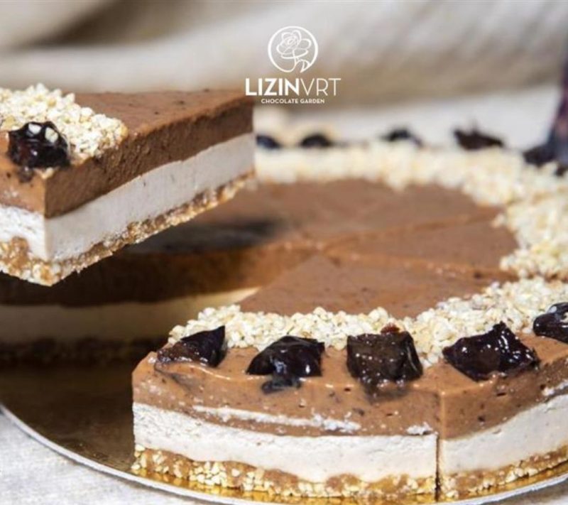 Bio presna torta z EKO certifikatom – MONO – sliva (mala/8 kosov/premer-18)