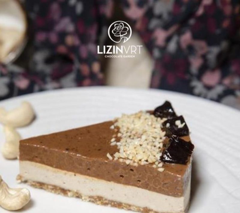 Bio presna torta z EKO certifikatom – MONO – sliva (velika/16 kosov/premer-26)