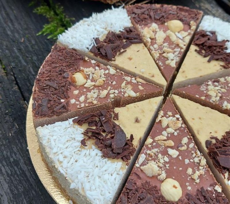 Presna torta z EKO certifikatom – DUO MIX – lešnik in kokos (mala/8 kosov/premer-18)