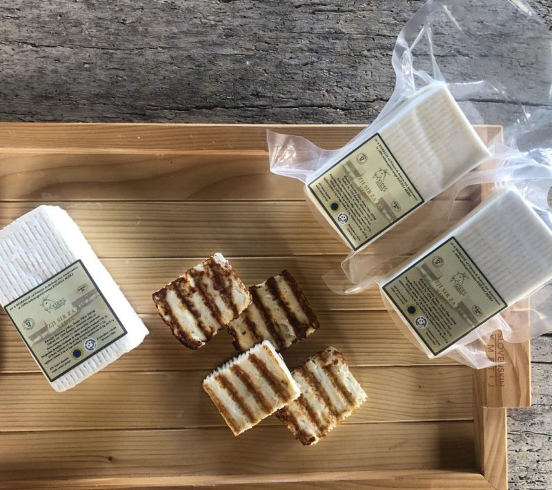 Kozji sir za žar Kmetija-Sirarstvo Videc Kozji sir za žar Kmetija-Sirarstvo Videc