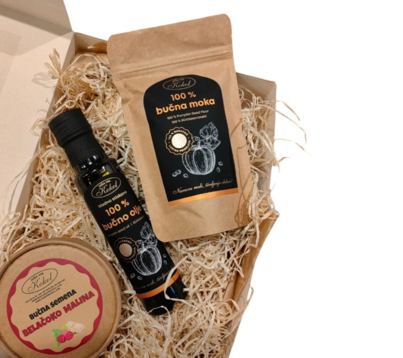 Paket_bučno_olje + bučna moka + bučna semena oblita s čokolado kmetija Kokol Paket bučno olje + bučna moka + bučna semena oblita s čokolado kmetija Kokol