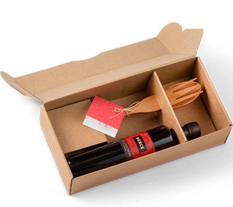 Solatni raj balzamični kis classico & leseni pribor za pripravo solate Posestvo Berce