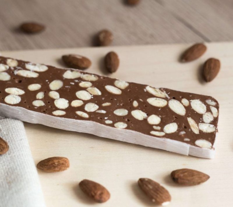 Turški med – mandolat mehki z mandlji Perger 1757