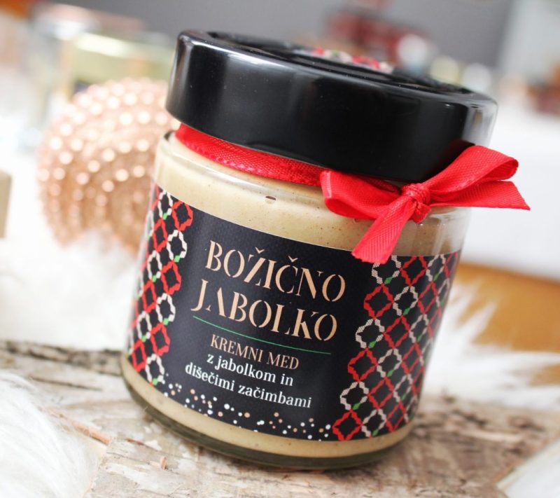 Veliki paket “Božični trio” Mr.Bee 2 Veliki paket “Božični trio” Mr.Bee