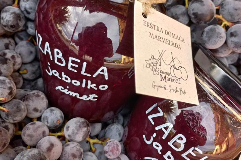 Marmelada Izabela-jabolko-cimet 212ml