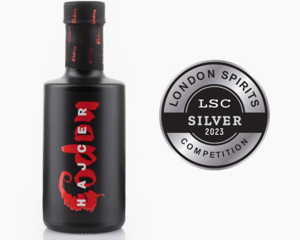 HAJCER – Vrhunski vinjak z liofiliziranim čilijem Čili Napoj, 200ml