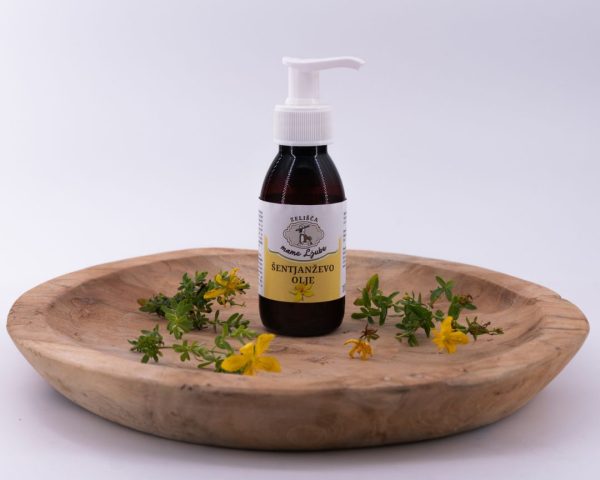 Šentjanževo olje Zelišča mame Ljube, 100ml